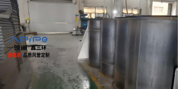 碳钢通风管道厂家一管通公司加工生产碳钢风管